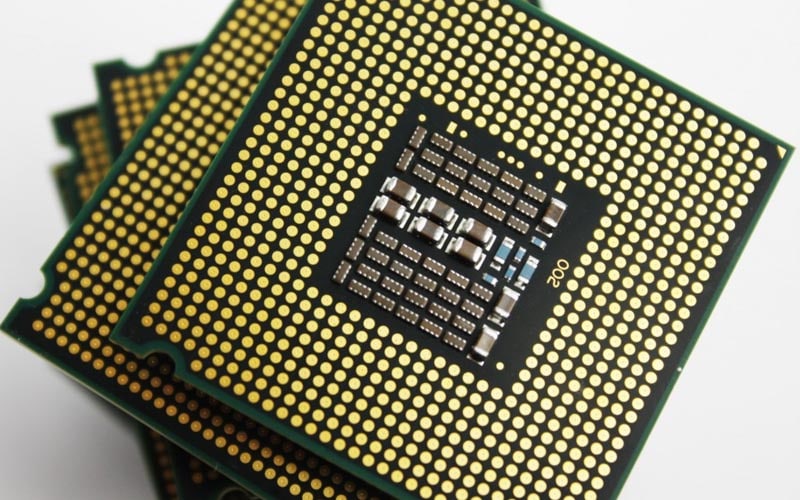 so sánh e core vs p core chip intel 2